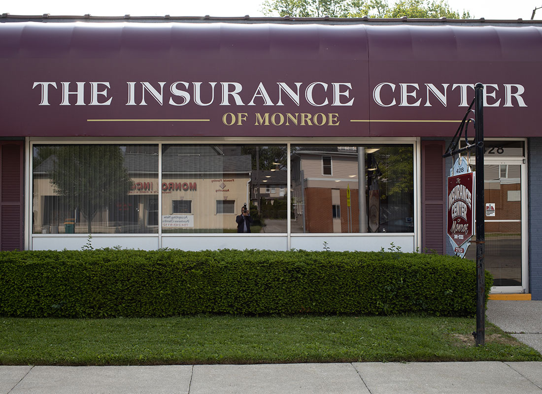 Monroe, MI - Exterior View of The Insurance Center of Monroe Office Building By the Main Street in Monroe Michigan